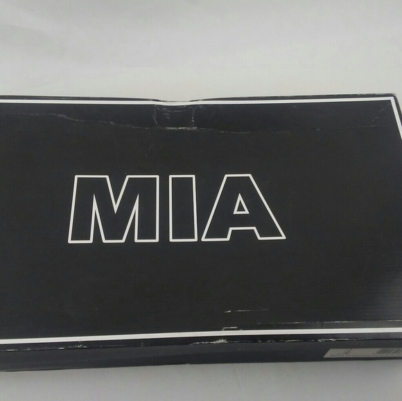 MIA CROSSINGS WOMENS NEW IN BOX TALL BOOTS - 6.5 - Picture 7 of 7